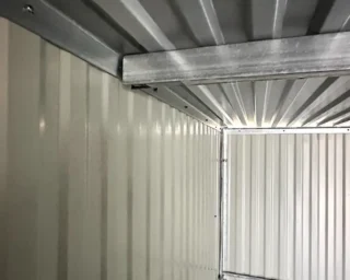 zadní spád – pozinkovaná konstrukce