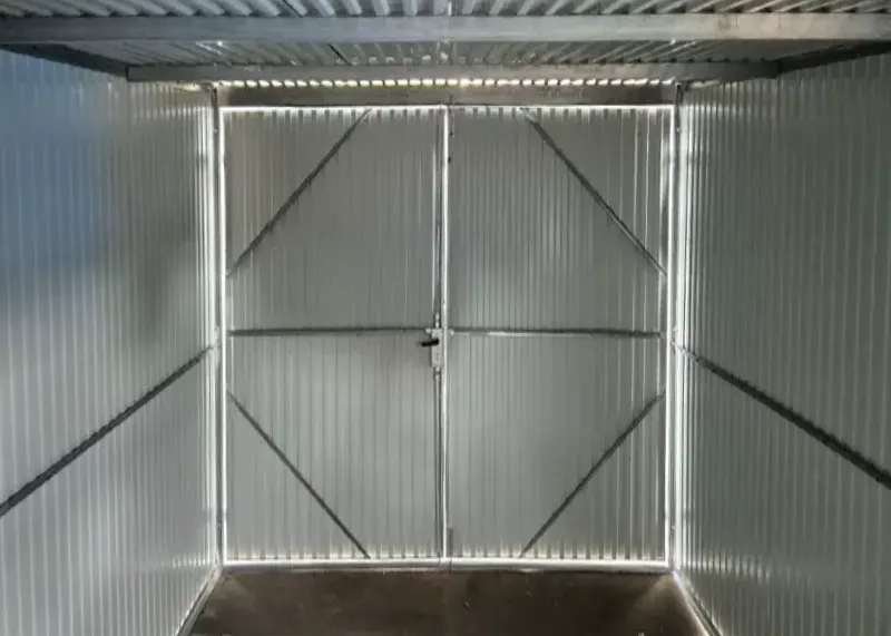 konstrukce - Sklad Eurostal 2 x 3 m zadní spád – zlatý dub