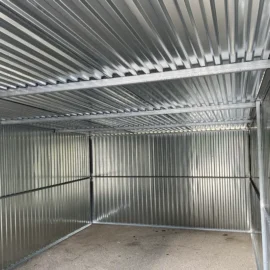 Plechová garáž 3 x 5 m zadní spád – pozinkovaná konstrukce