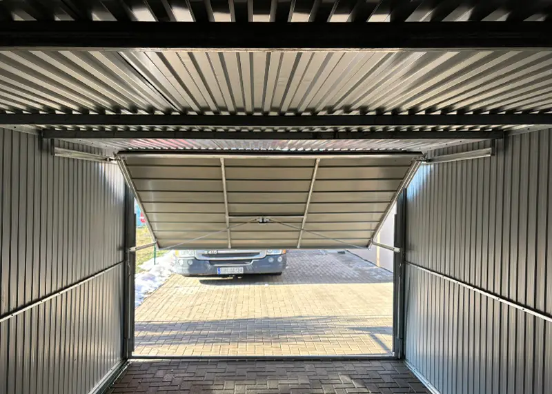 Konstrukce garáže 3x5 - spád dozadu - výklopná vrata široký panel